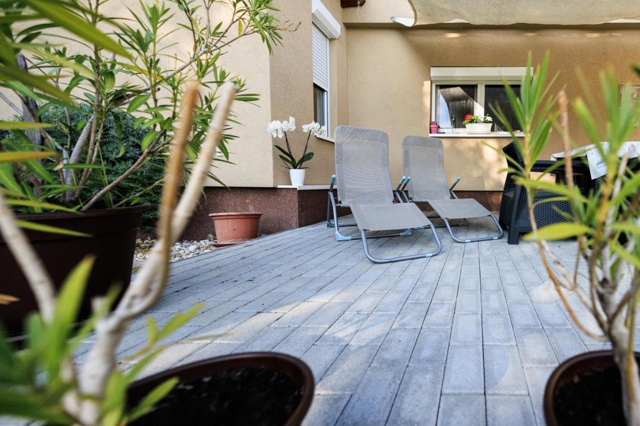 Fekete Orchidea Apartman 발라톤케네세 외부 사진